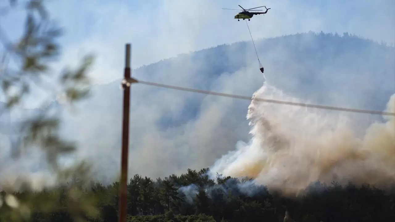 Yurdun dört bir yanında alevlerle mücadele sürüyor