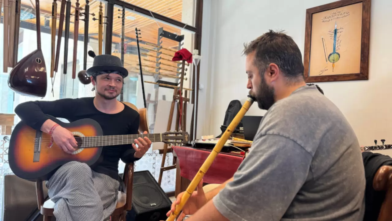 Rus dans öğretmeni dinlediği neyden etkilenerek İslam'ı seçti