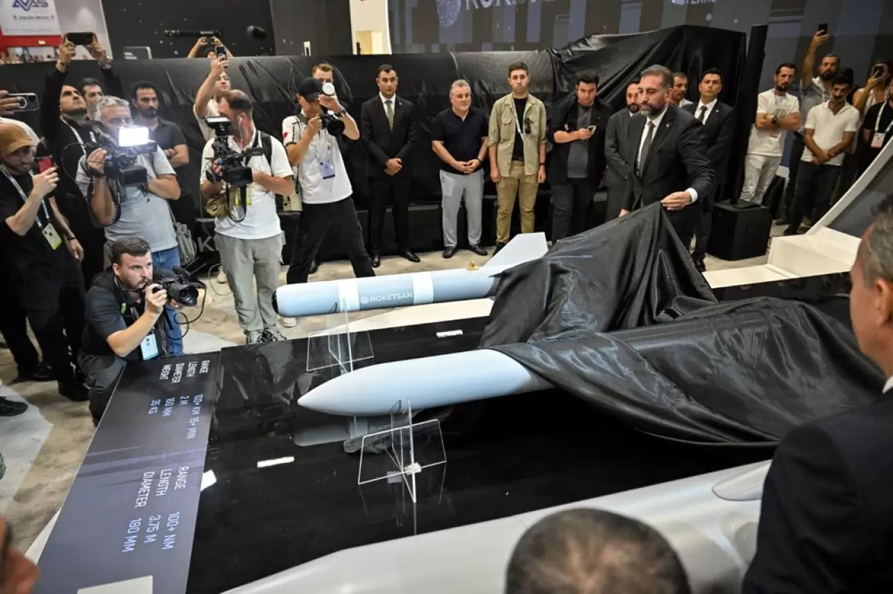 Roketsan yeni füzelerini tanıttı - 1