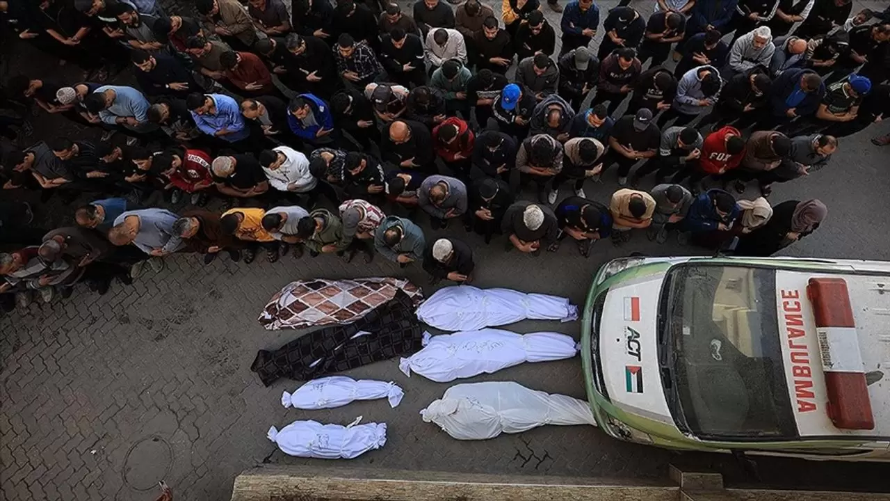 Gazze Şeridi'nde son 24 saatte 19 kişi açlıktan hayatını kaybetti - Bengü  Türk