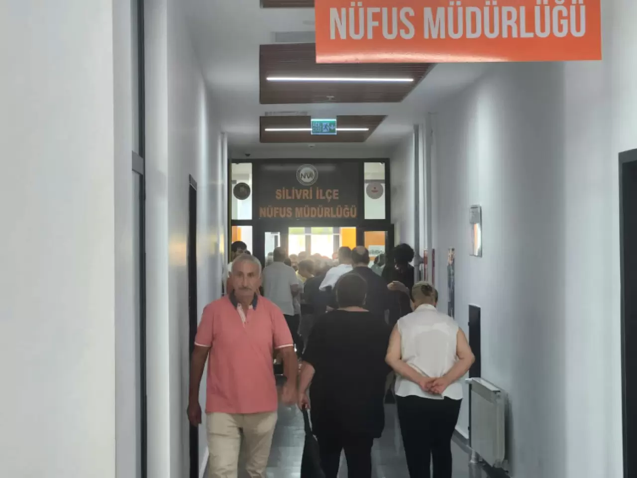 Nüfus müdürlüklerinde sürücü belgesi yenileme yoğunluğu