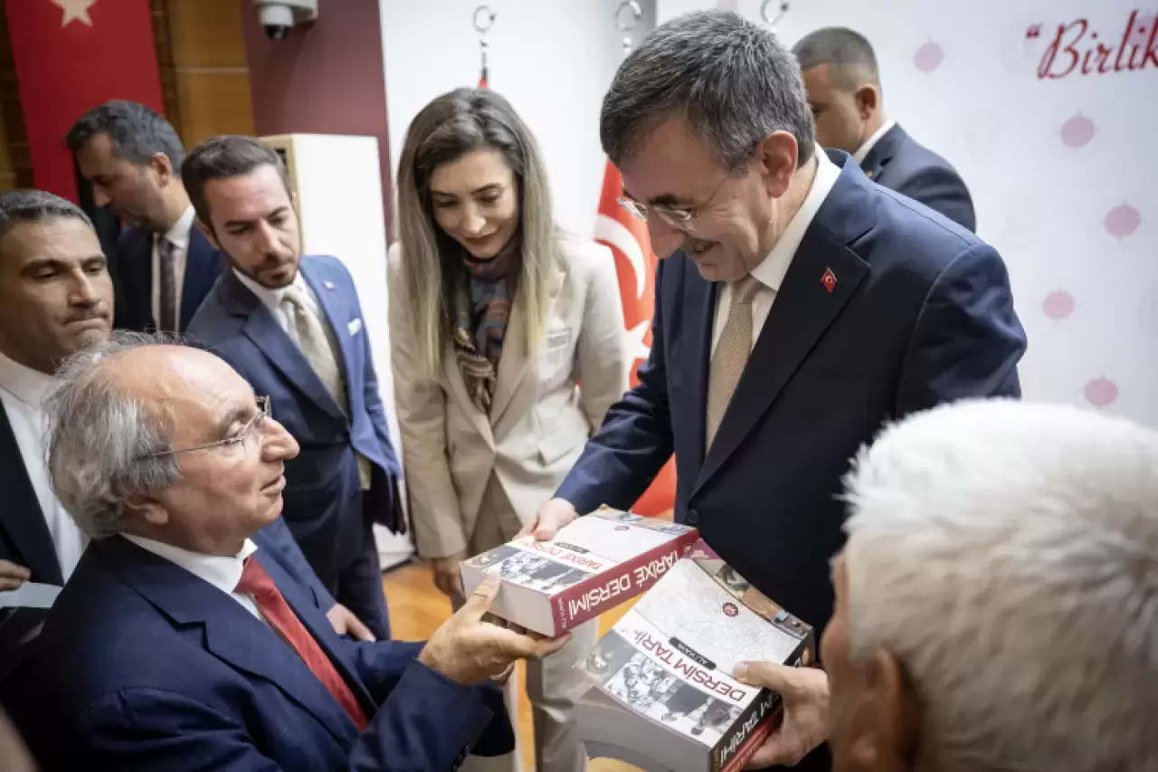 Cevdet Yılmaz: Kerbela'da yaşanan neyse, Gazze'de de bir benzeri yaşanıyor