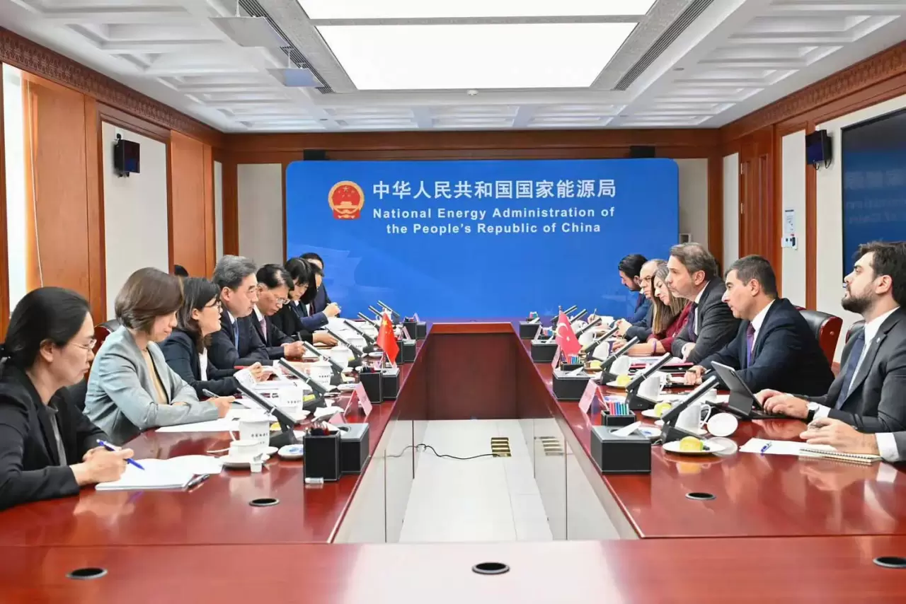 Bakan Bayraktar’dan Çin’de yoğun enerji diplomasisi