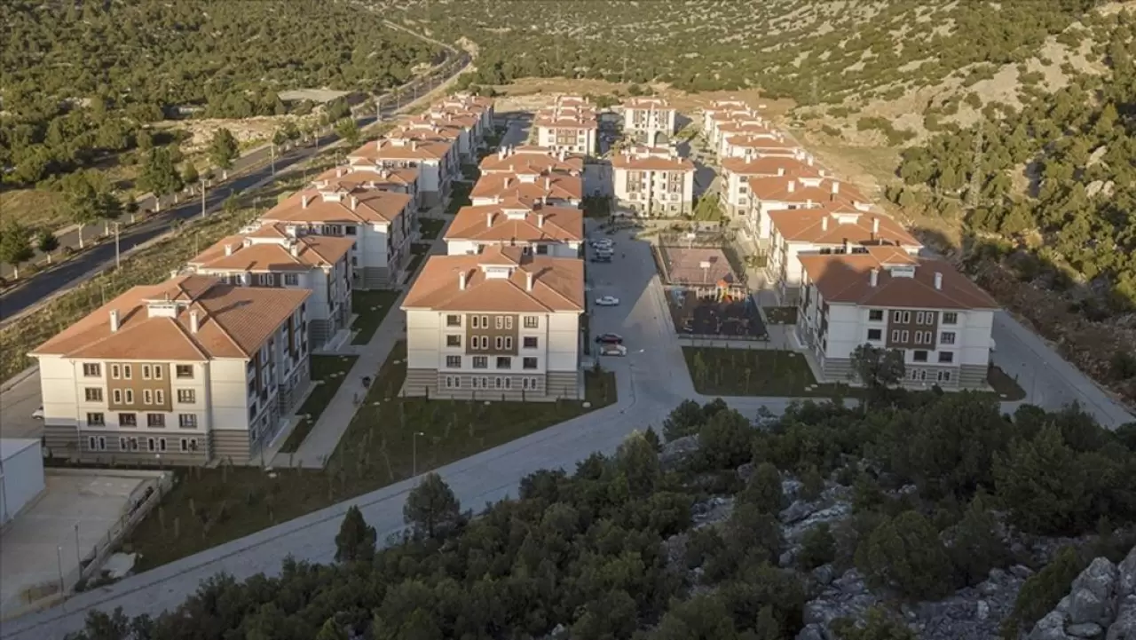 Bakan Kurum faizsiz yeni konut projesini duyurdu! Ev, iş yeri ve araç alımları: İşte tüm detaylar! 3