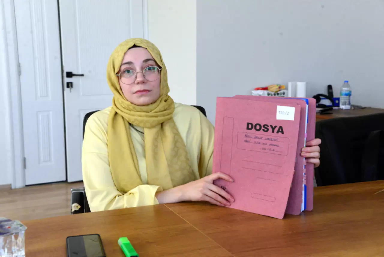 Banka hesabını ve kartını arkadaşı kullandı, cezayı sahibi aldı