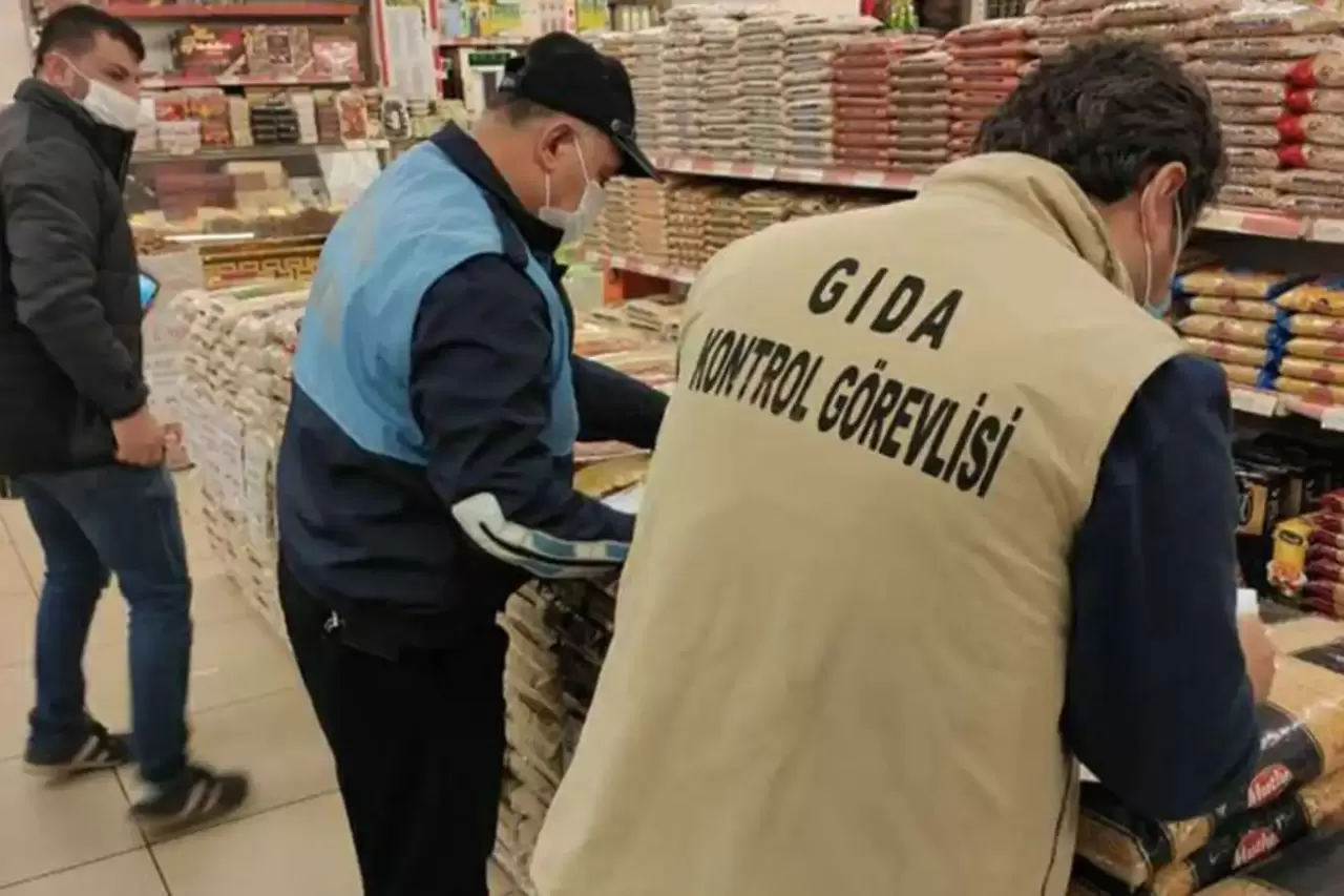 Gıda kontrol görevlisi