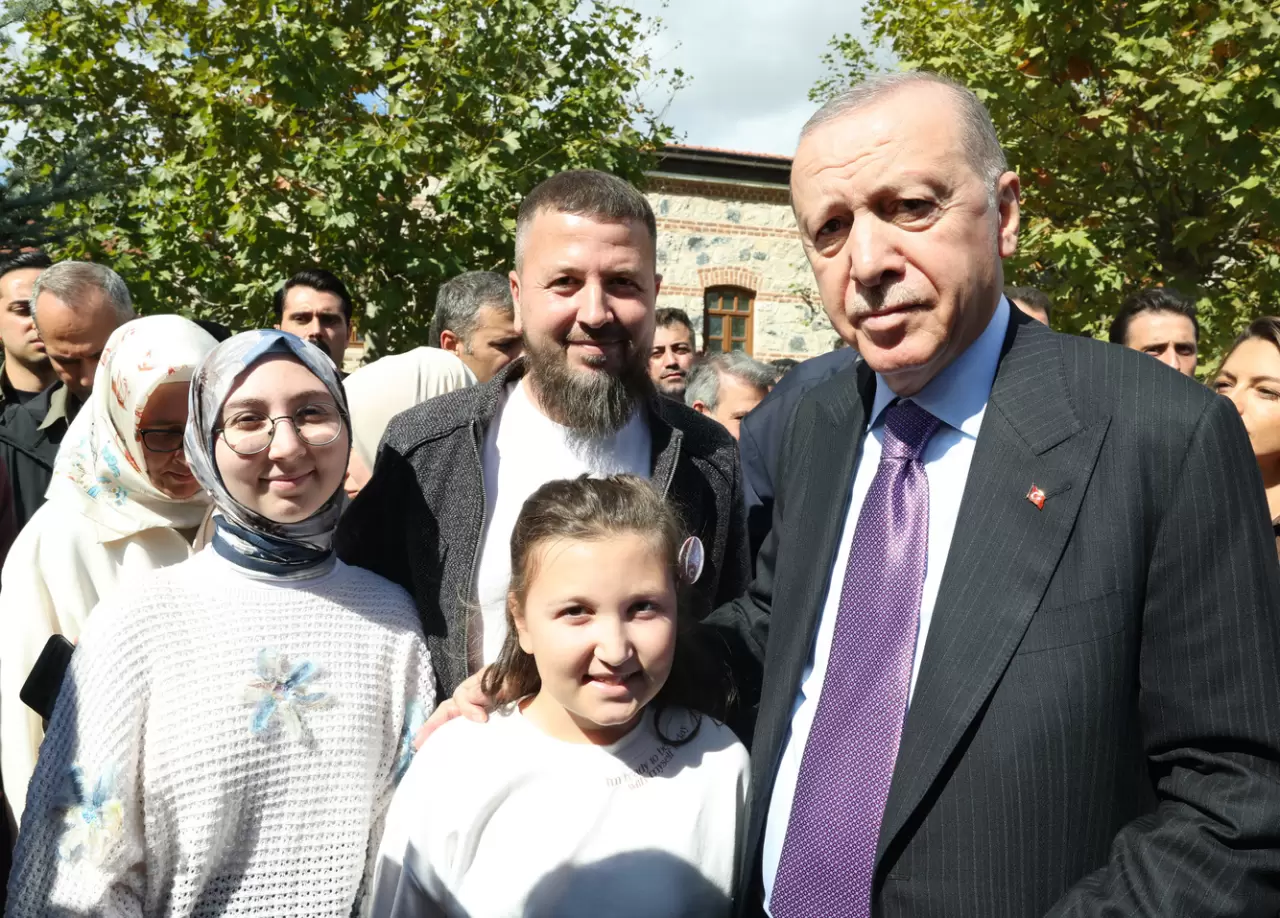 Cumhurbaşkanı Erdoğan ailelerle bir araya geldi