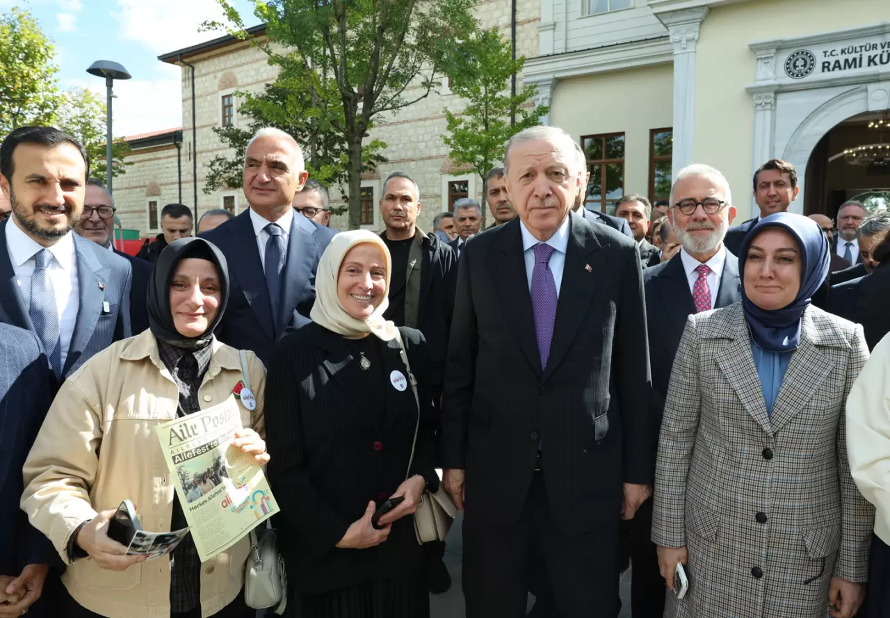 cumhurbaşkanı erdoğan ailefest'te ailelerle