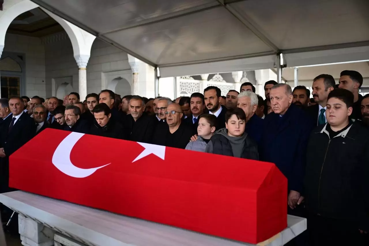 Cumhurbaşkanı Recep Tayyip Erdoğan dündar ziya gültekin'in cenaze töreninde