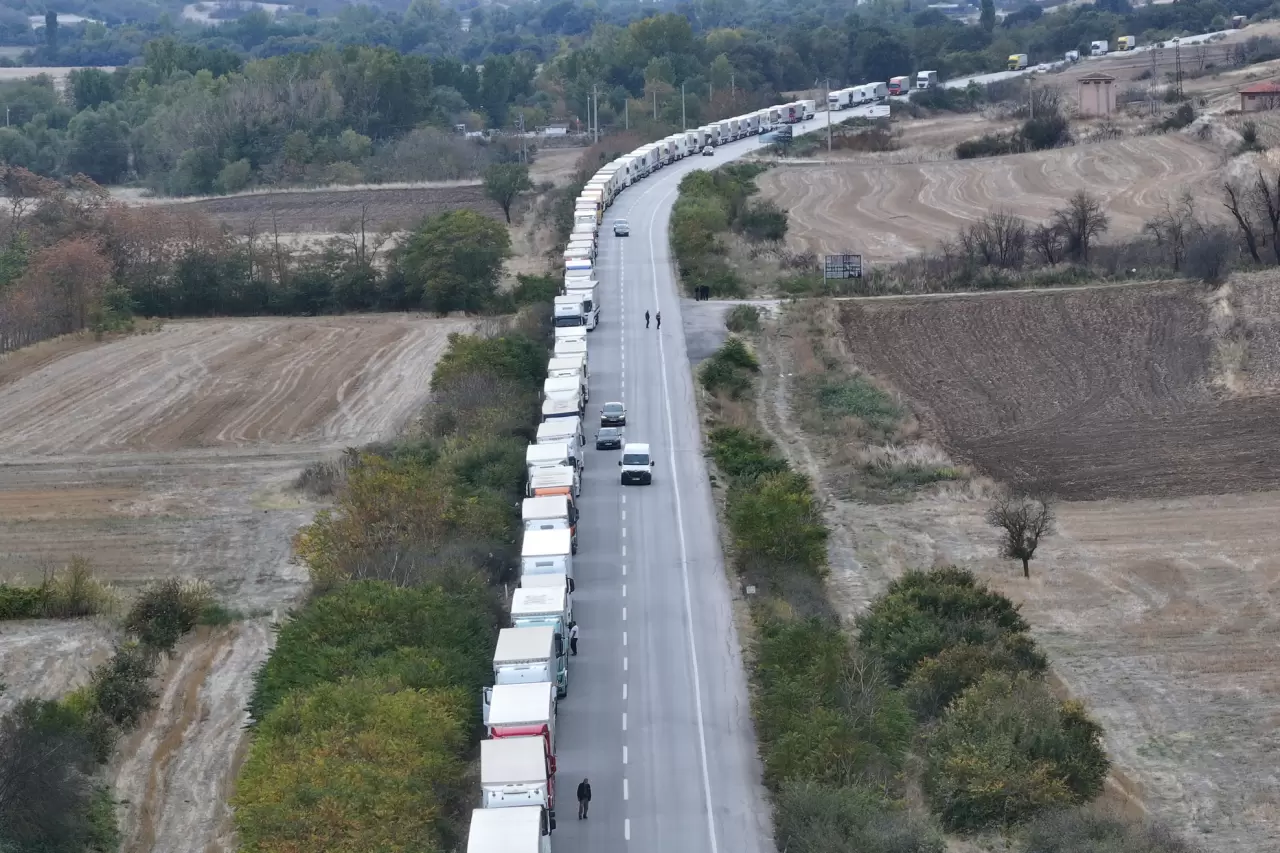 hamzabeyliği sınır kapısındaki tır trafiği