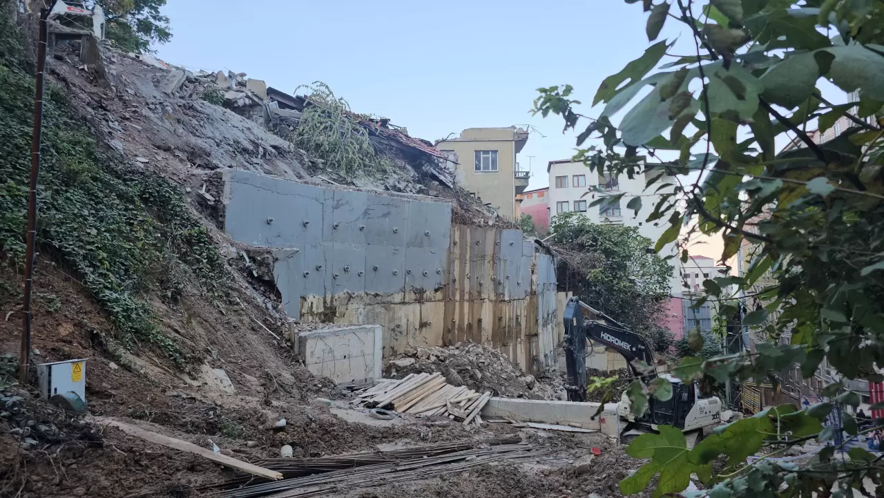 Zonguldak'ta bina çökmesi