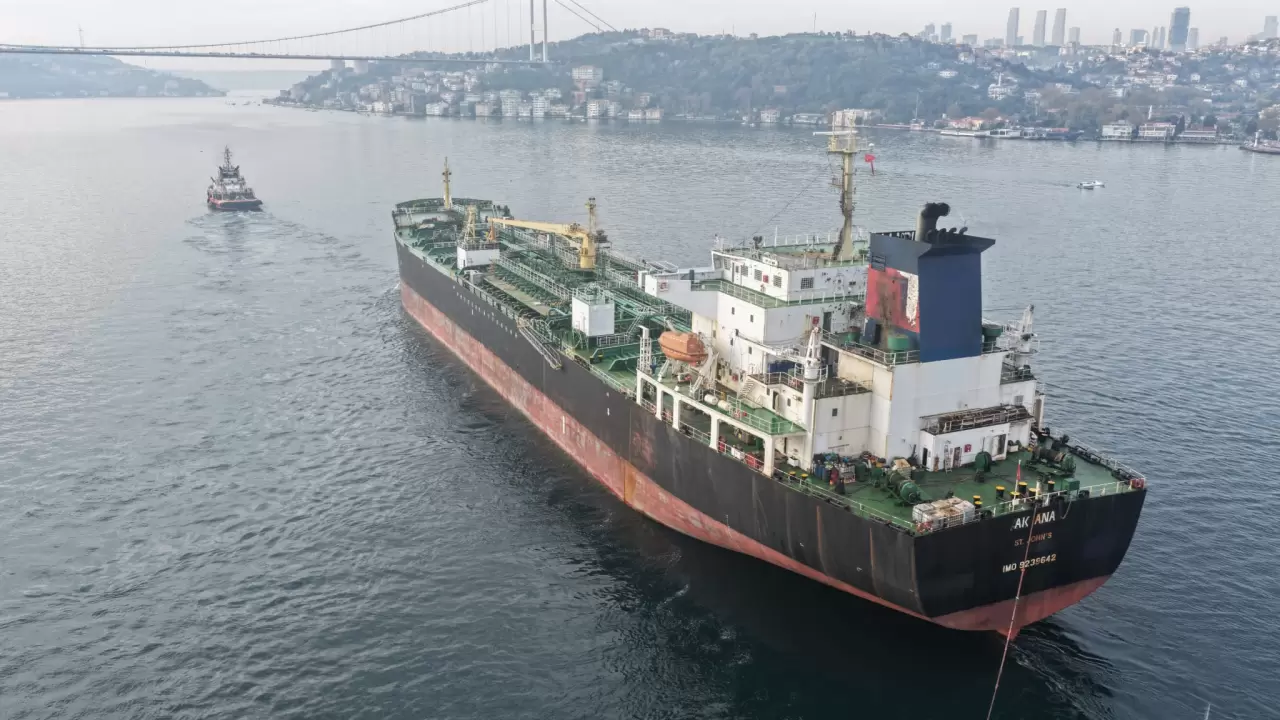 AK ANA petrol tankeri