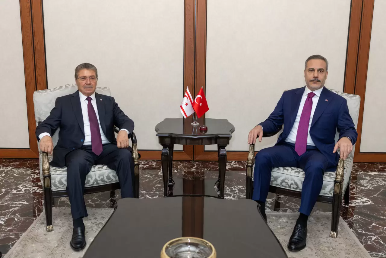 Dışişleri Bakanı Hakan Fidan, Kuzey Kıbrıs Türk Cumhuriyeti (KKTC) Başbakanı Ünal Üstel