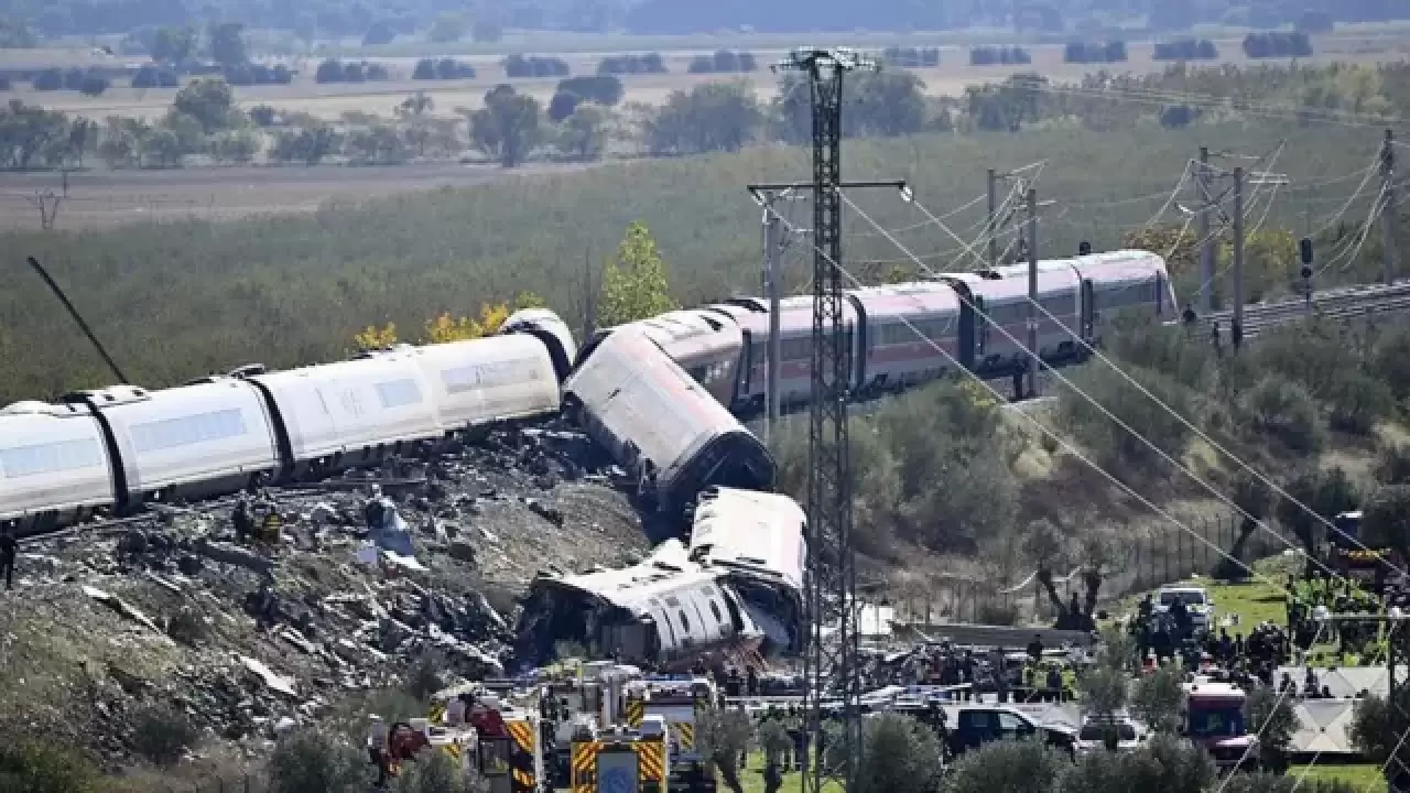 İspanya tren kazası
